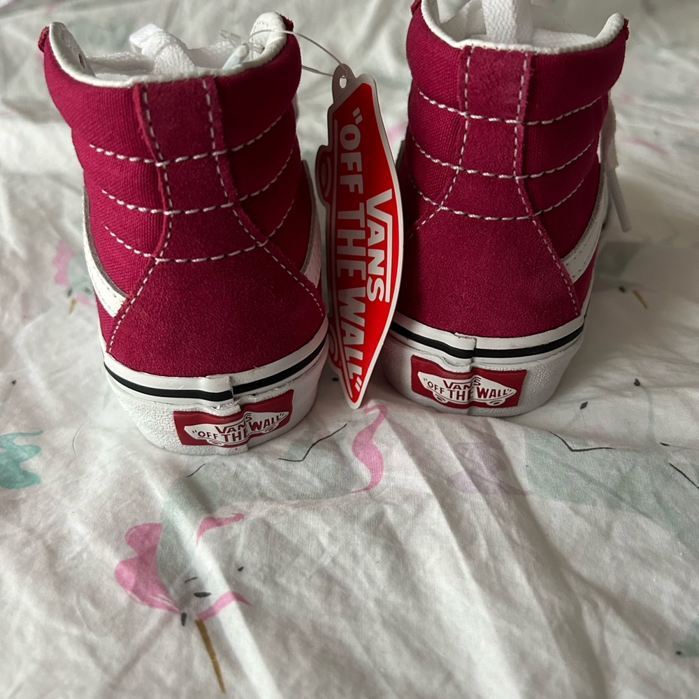 Vans - Picture 4 of 4